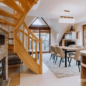 https://apartament-bursztyn-dwupoziomowy-z-kominkiem.zakopanehotels.org